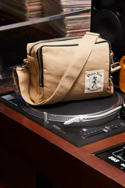 Rivedroite Paris Helmutleheadphonebag