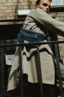 Rivedroite Paris Orsellesacbananegrandformat